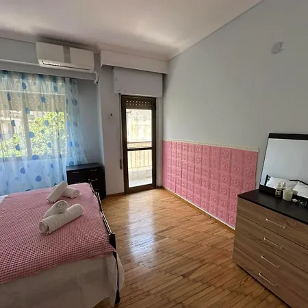 דירה Gogos House *