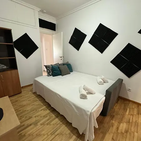 דירה Gogos House